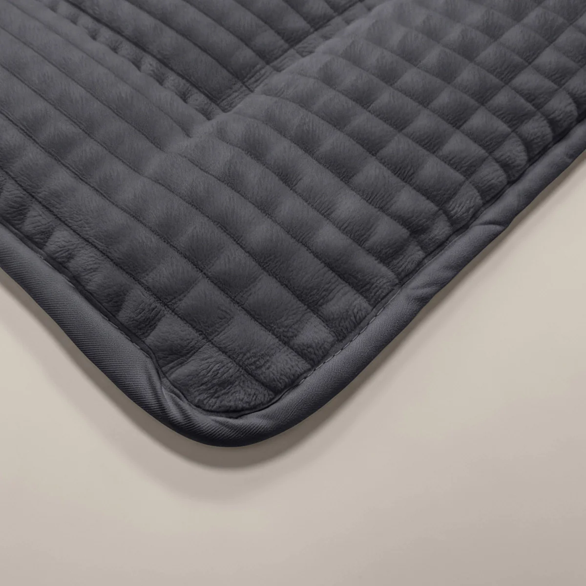Zelesta Teddy Check - Anthracite - Image 4